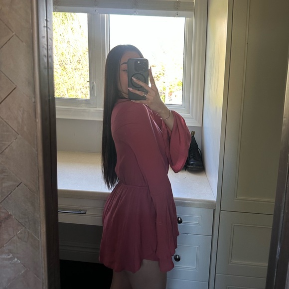 TOBI Romper - Picture 4 of 5